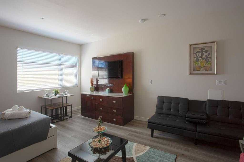 Lovely Studio W Full Kitchen In Heart Of San Diego Exterior foto